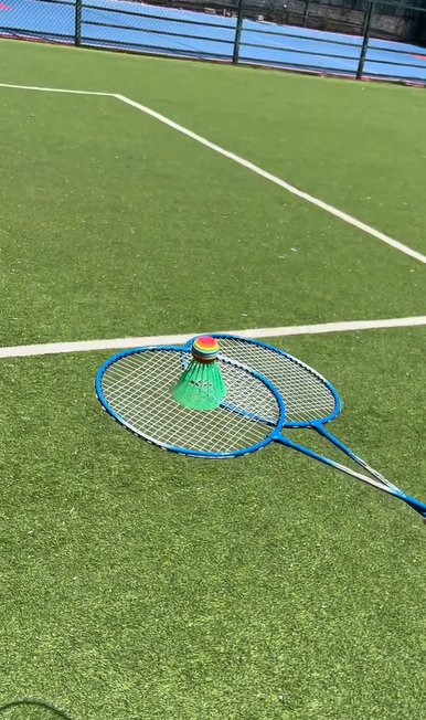 ბადმინტონი